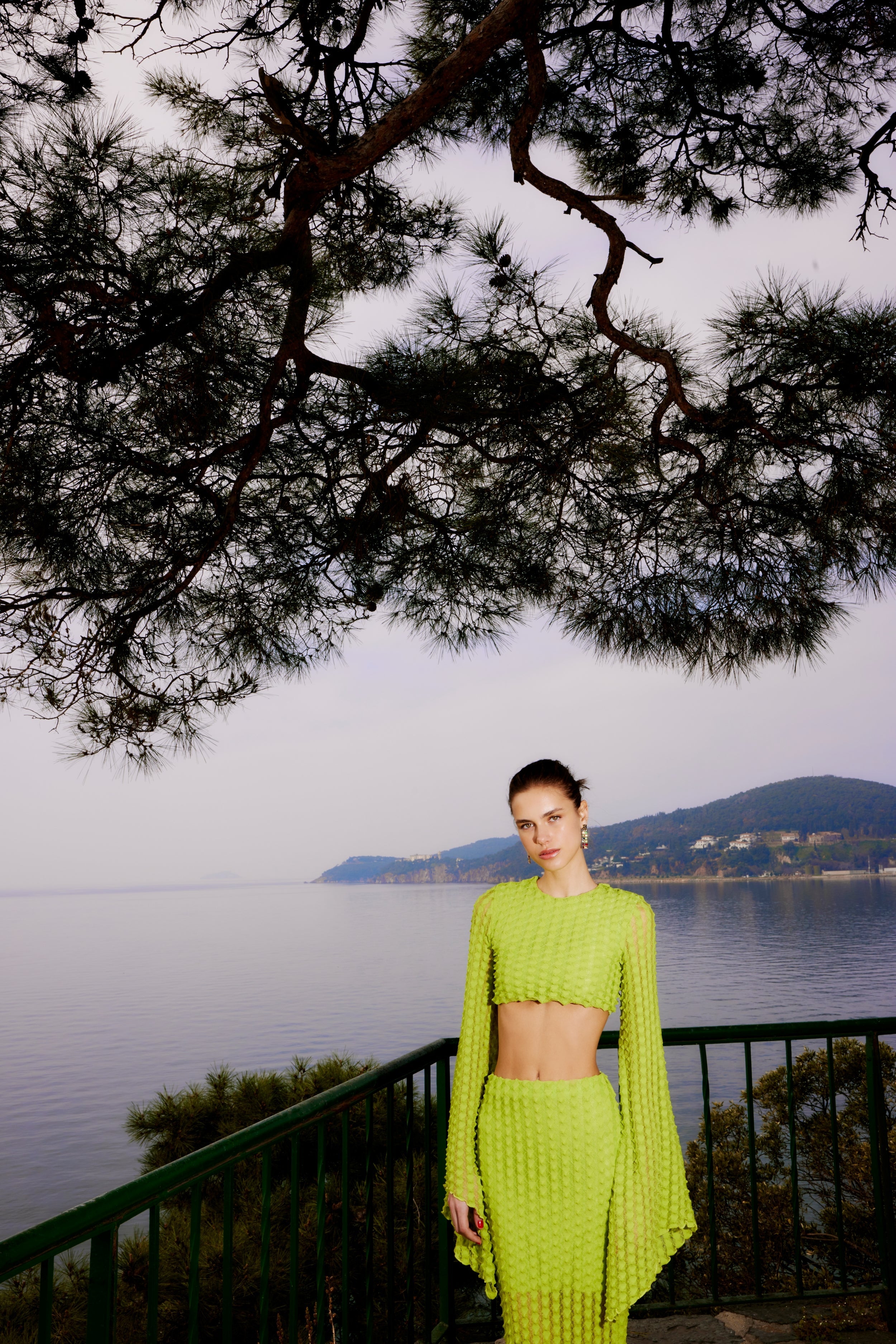 AETHER TOP NEON GREEN - ARETE READY TO WEAR